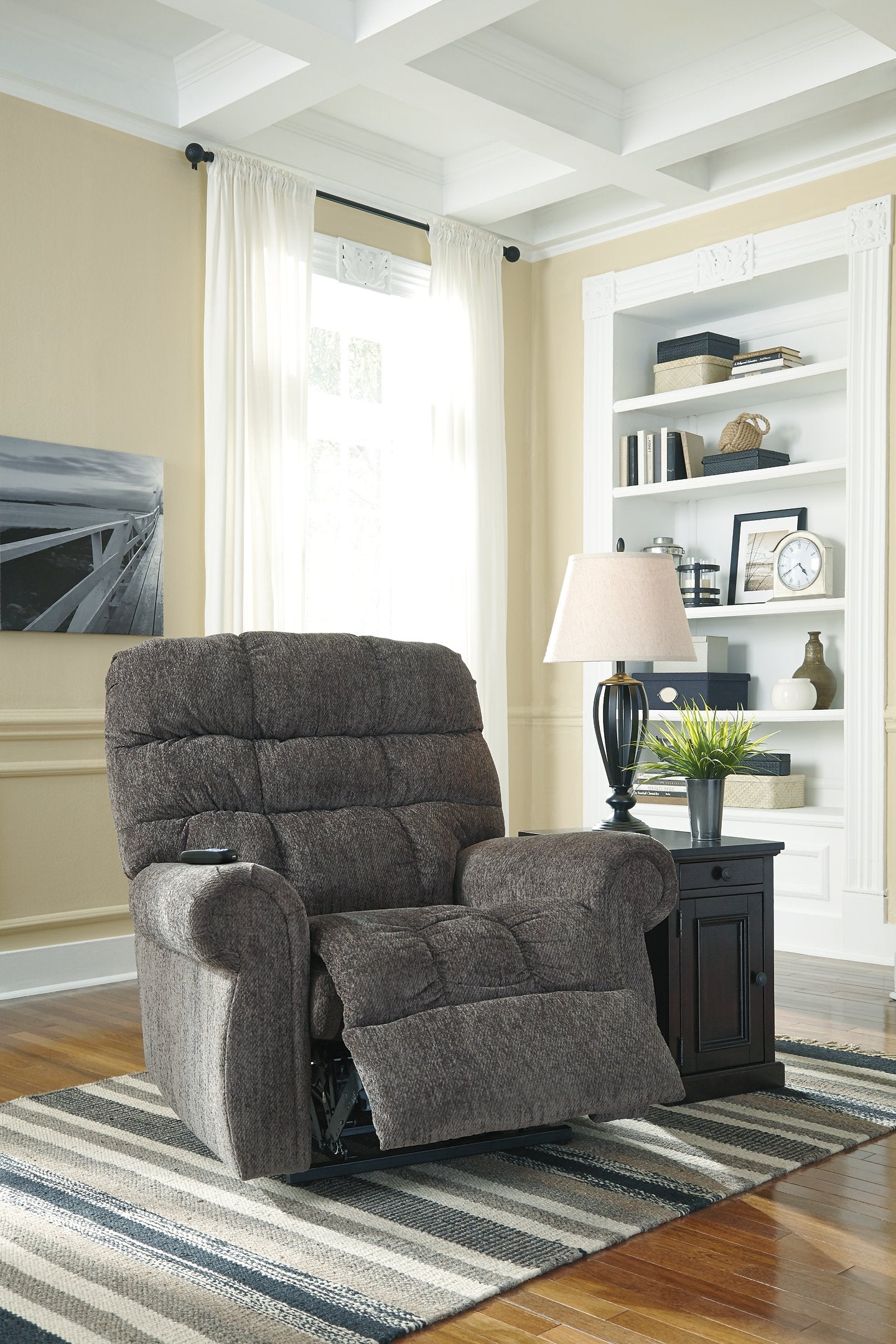 Ernestine Power Lift Chair - Pull Up A Couch