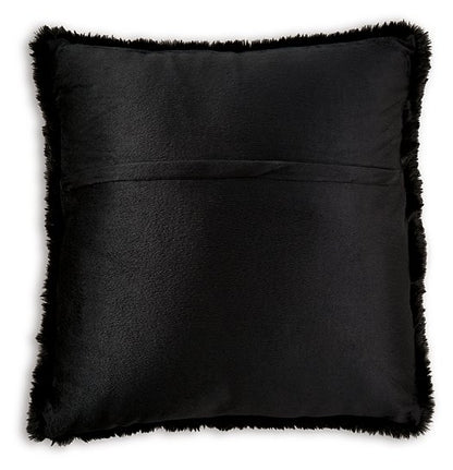 Gariland Pillow - Pull Up A Couch