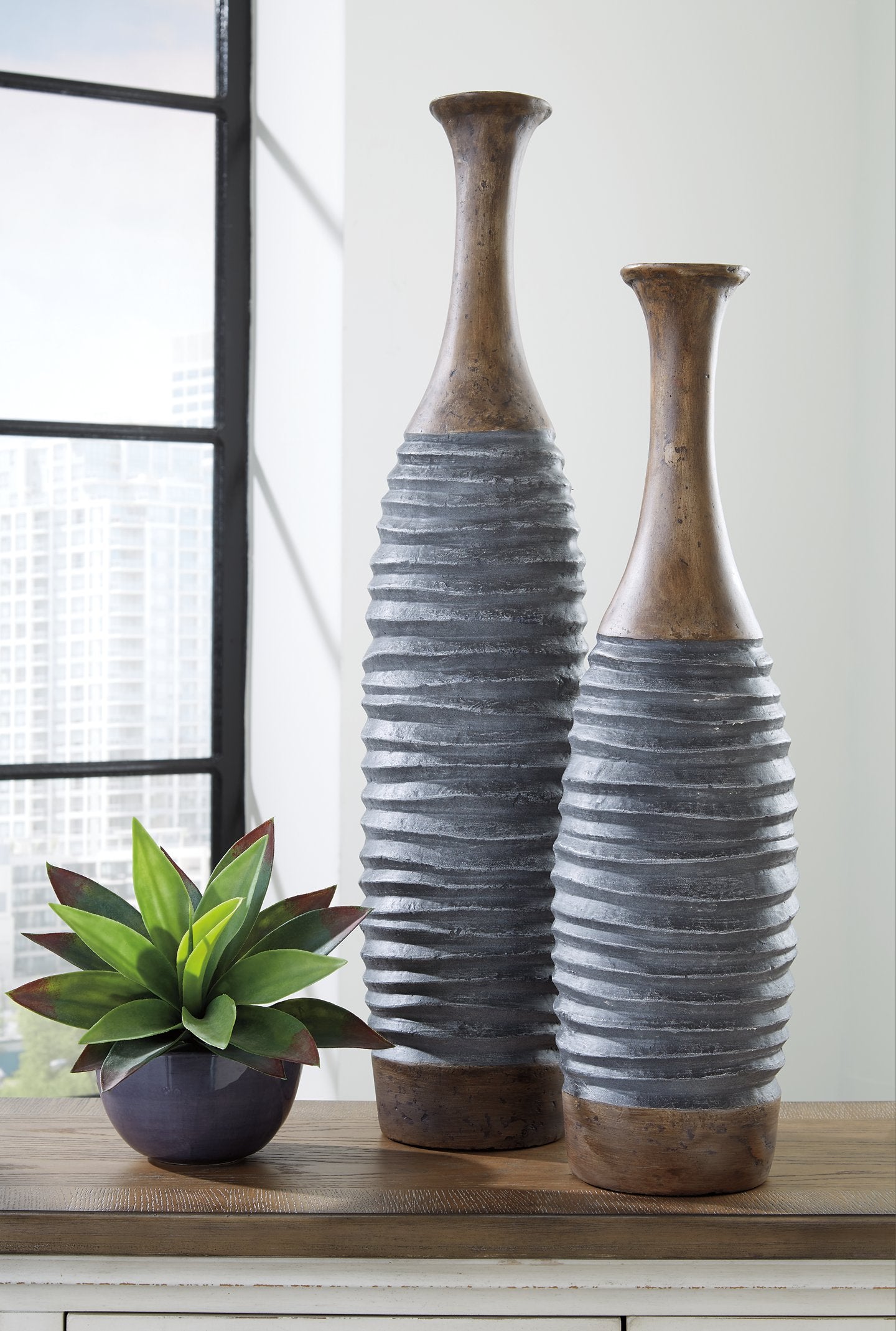 Blayze Vase (Set of 2) - Pull Up A Couch