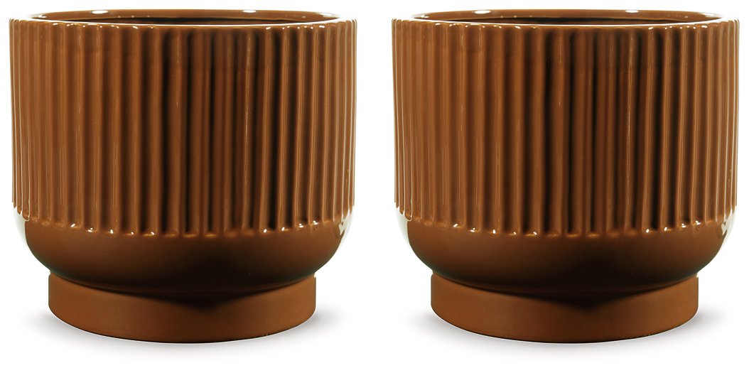 Avalyah Vase (Set of 2) - Pull Up A Couch