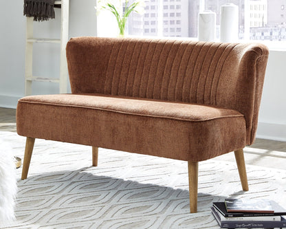 Collbury Accent Bench - Pull Up A Couch