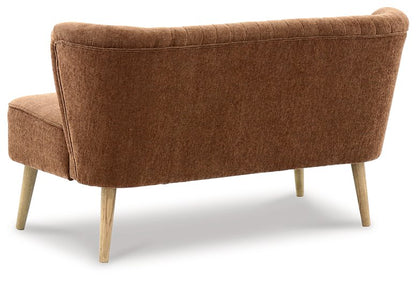 Collbury Accent Bench - Pull Up A Couch