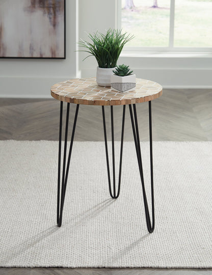 Drovelett Accent Table - Pull Up A Couch