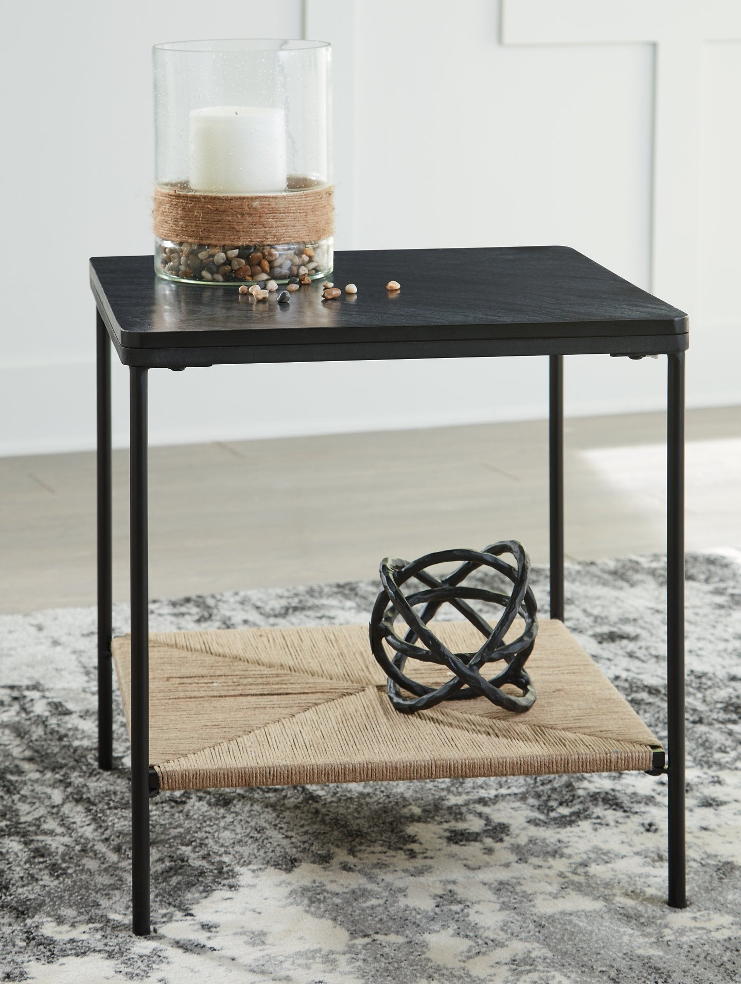 Minrich Accent Table - Pull Up A Couch