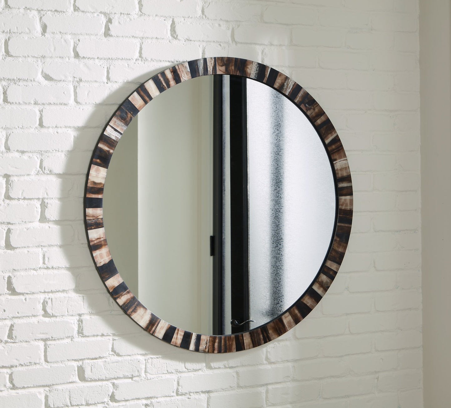 Ellford Accent Mirror - Pull Up A Couch