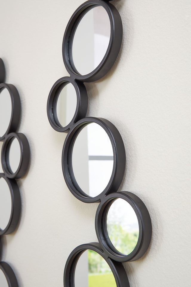 Vinler Accent Mirror Set (Set of 2) - Pull Up A Couch