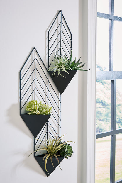 Dashney Wall Planter On Stand - Pull Up A Couch