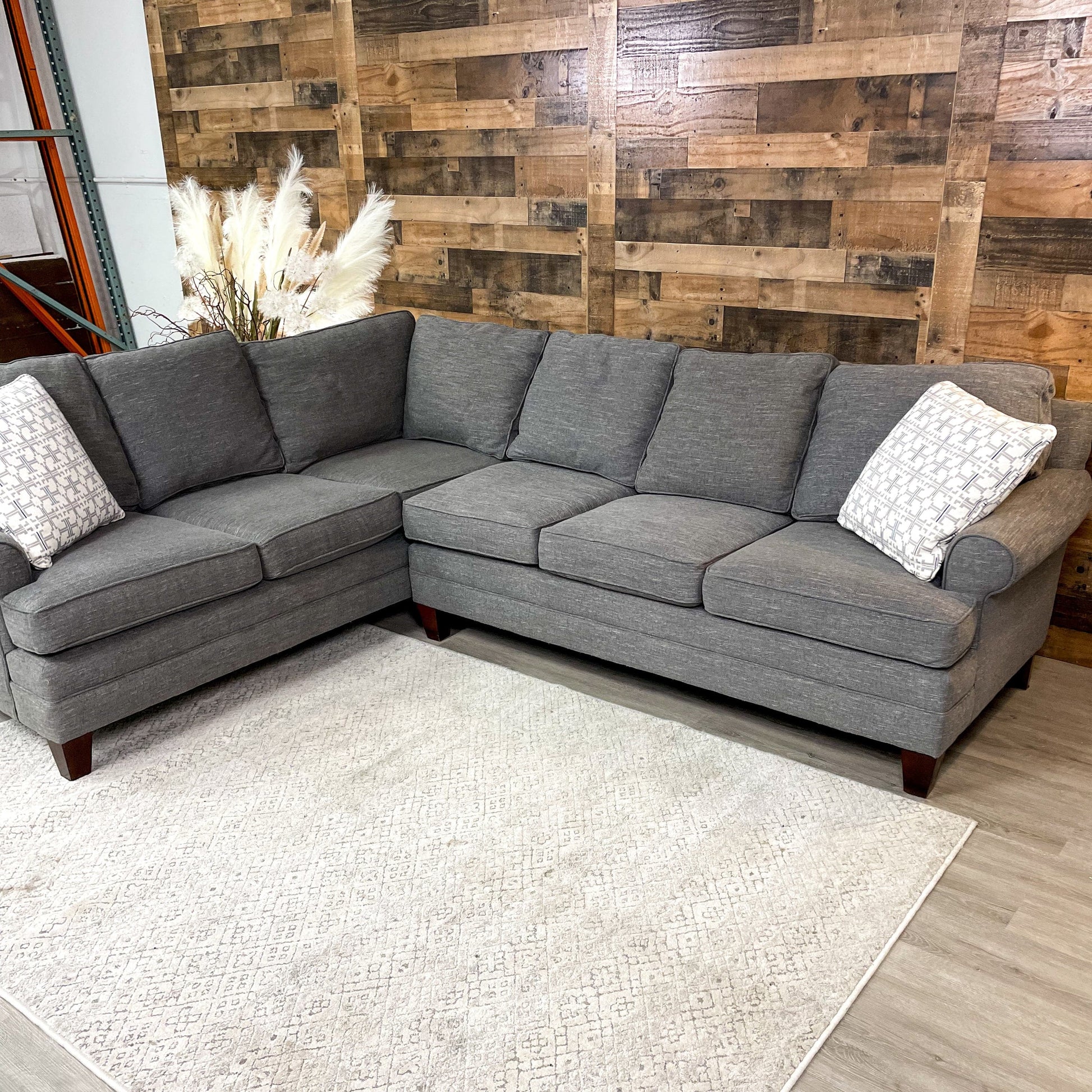 Kincaid 2pc Sectional - Pull Up A Couch