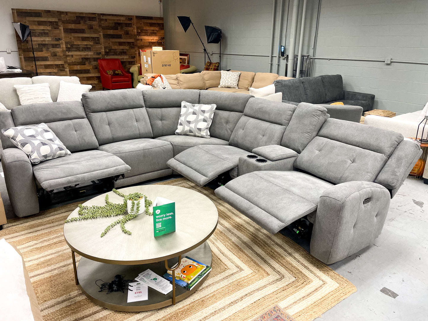 Warehouse M Gray 6pc Sectional w/ Power Recliner and Console