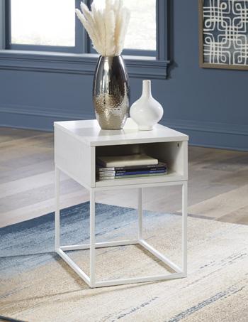 Deznee End Table - Pull Up A Couch