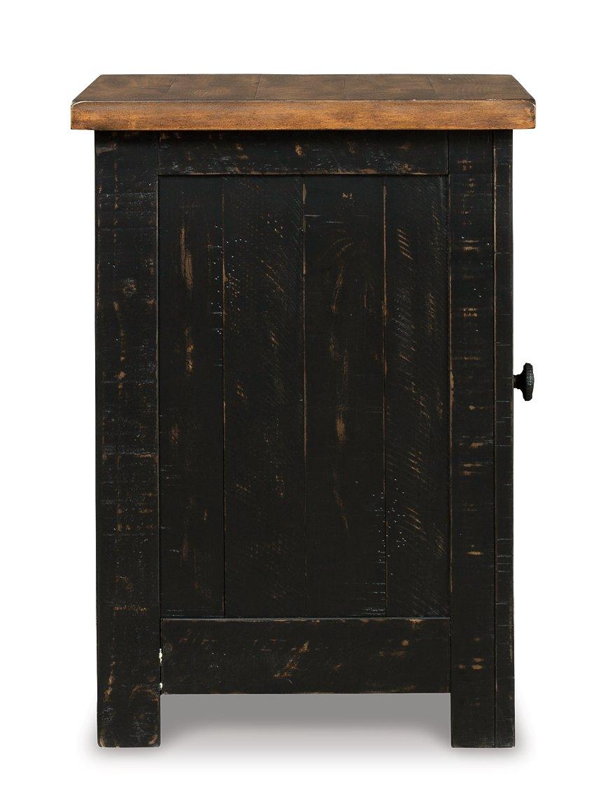 Ashley Furniture Valebeck End Table