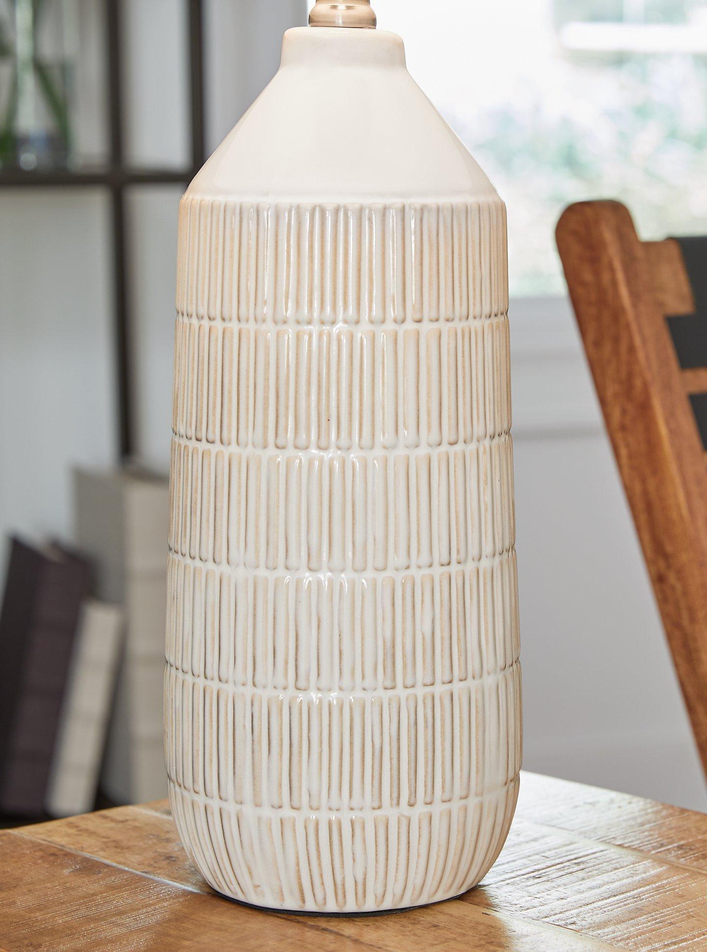 Ashley Furniture Willport Table Lamp - Thumbnail 4