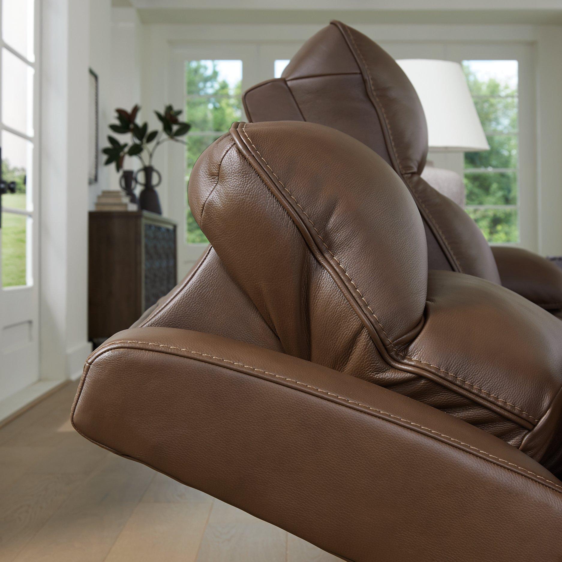 VonRyan Power Reclining Loveseat - Thumbnail 3