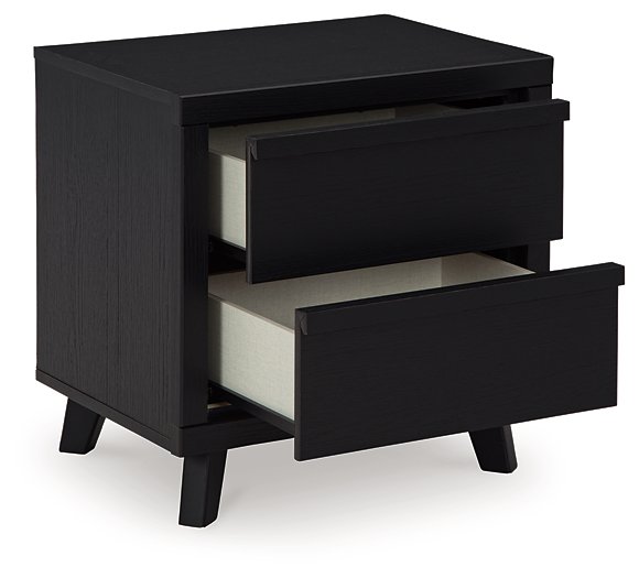 Danziar Nightstand - Pull Up A Couch