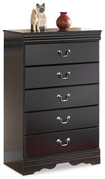 Huey Vineyard Chest of Drawers - Pull Up A Couch