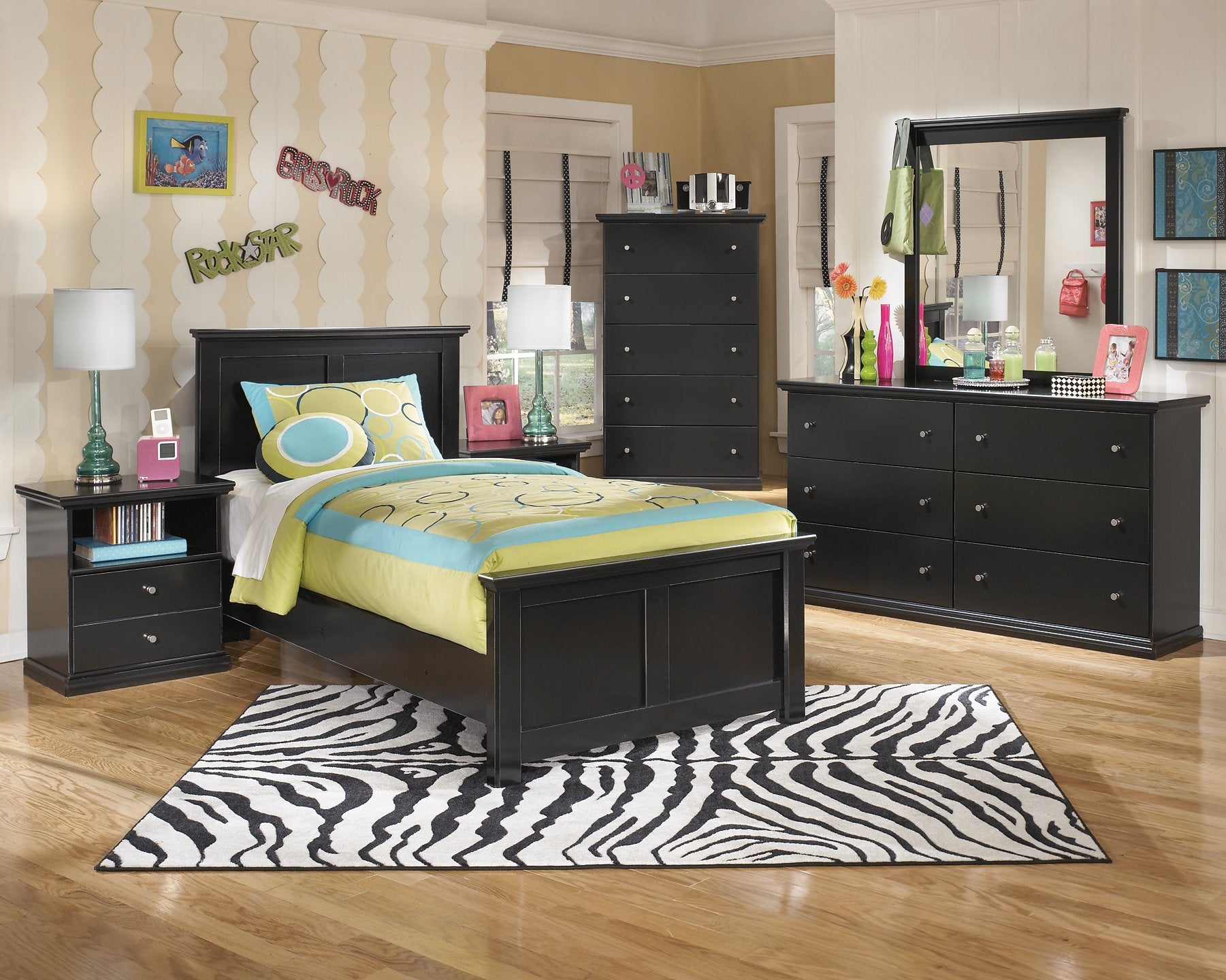 Maribel Youth Chest of Drawers - Pull Up A Couch