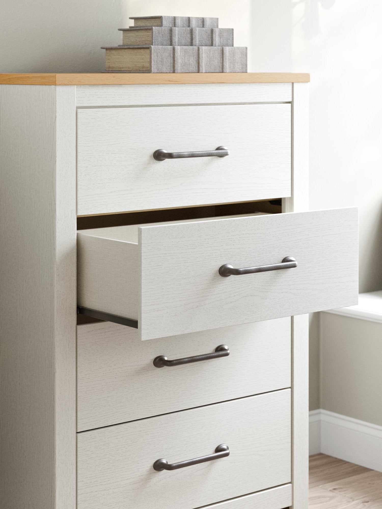 Linnocreek Chest of Drawers - Pull Up A Couch