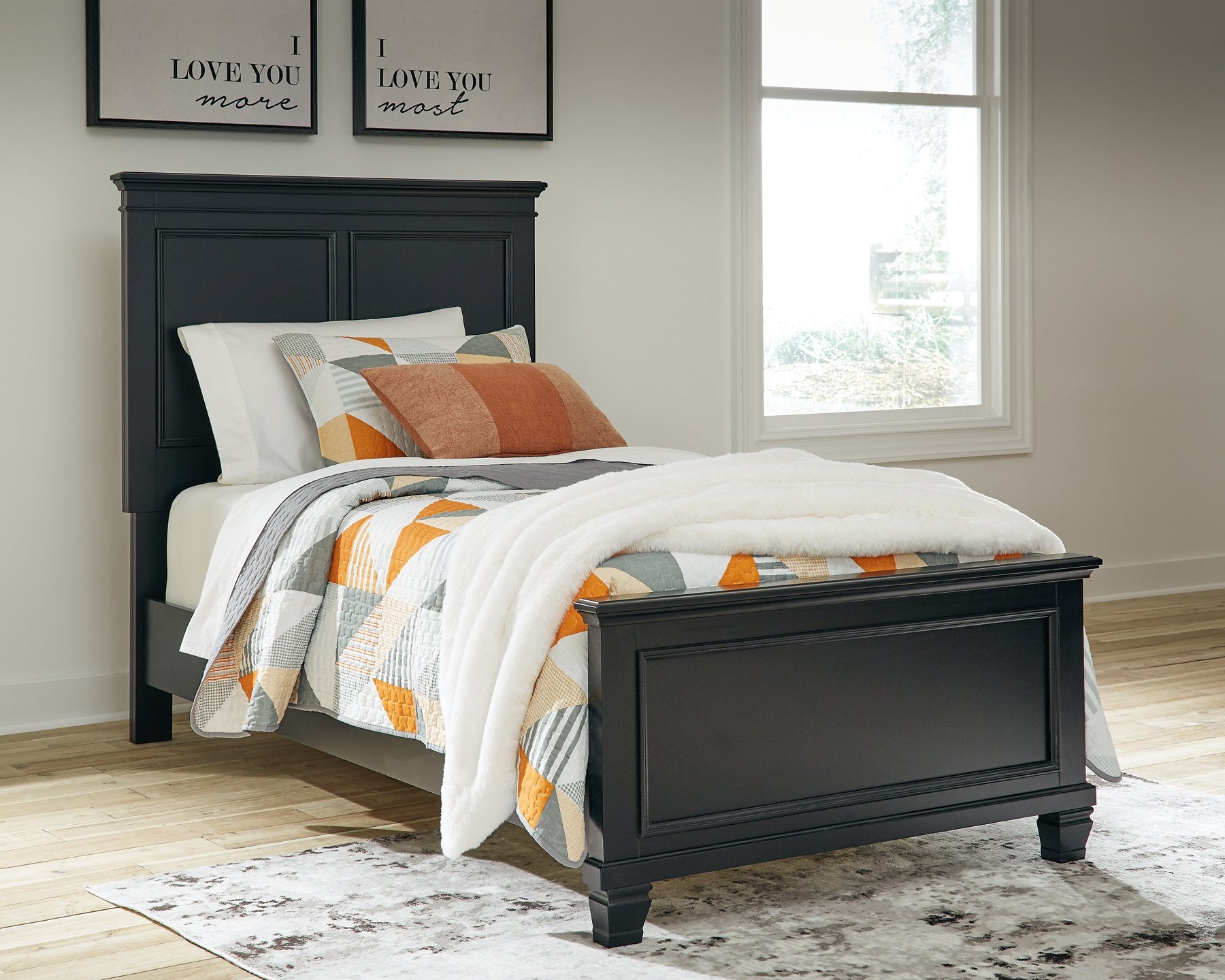 Lanolee Bedroom Set - Pull Up A Couch