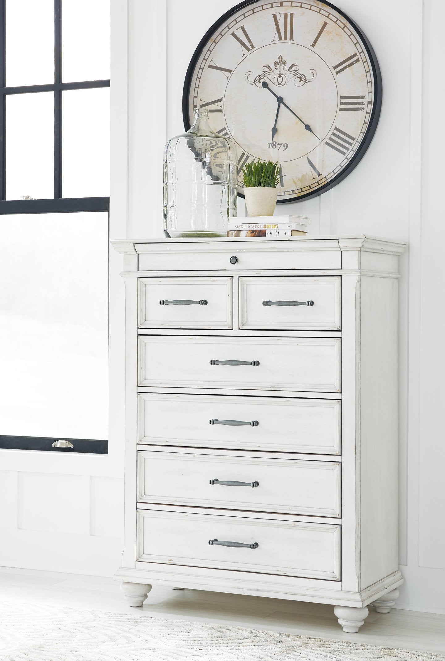 Kanwyn Chest of Drawers - Pull Up A Couch