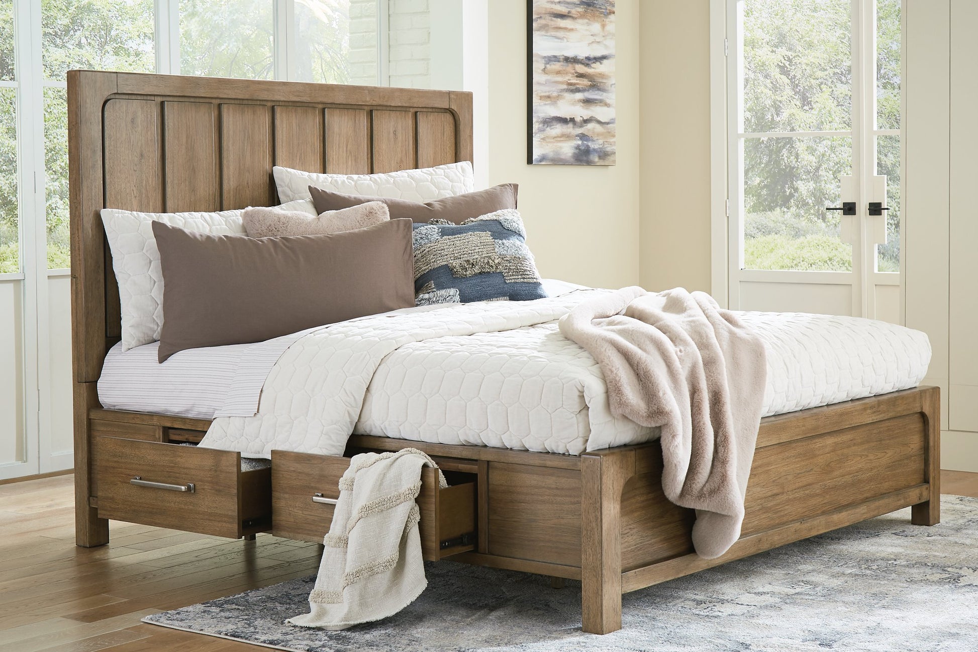 Cabalynn Bed with Storage - Pull Up A Couch