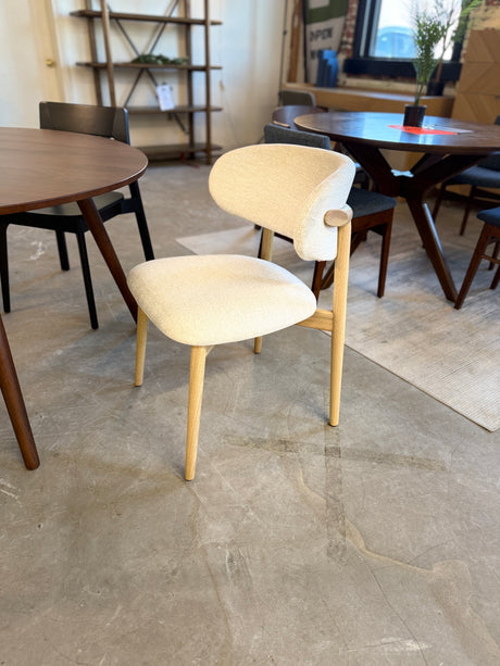 MCM 21.5" Dining Chair (White Oak/Camelia Ivory) - Pull Up A Couch