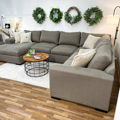 Huge 3pc Sectional w/Chaise - Pull Up A Couch