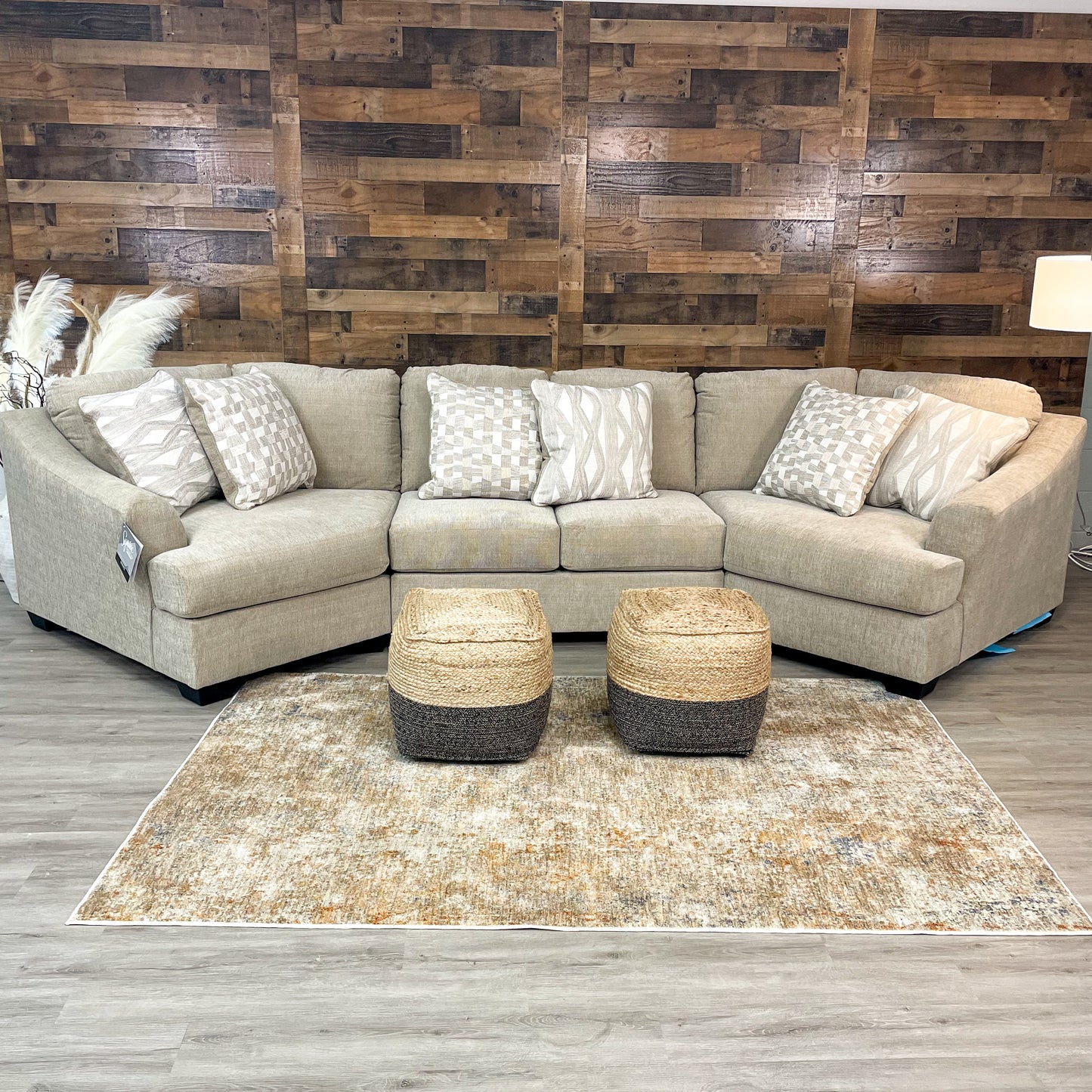 Brogan Bay 3-Piece Sectional with Cuddler