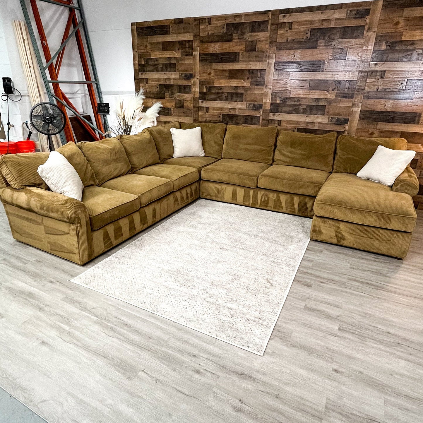 Boston Interiors 4pc Sectional w/Chaise - Pull Up A Couch