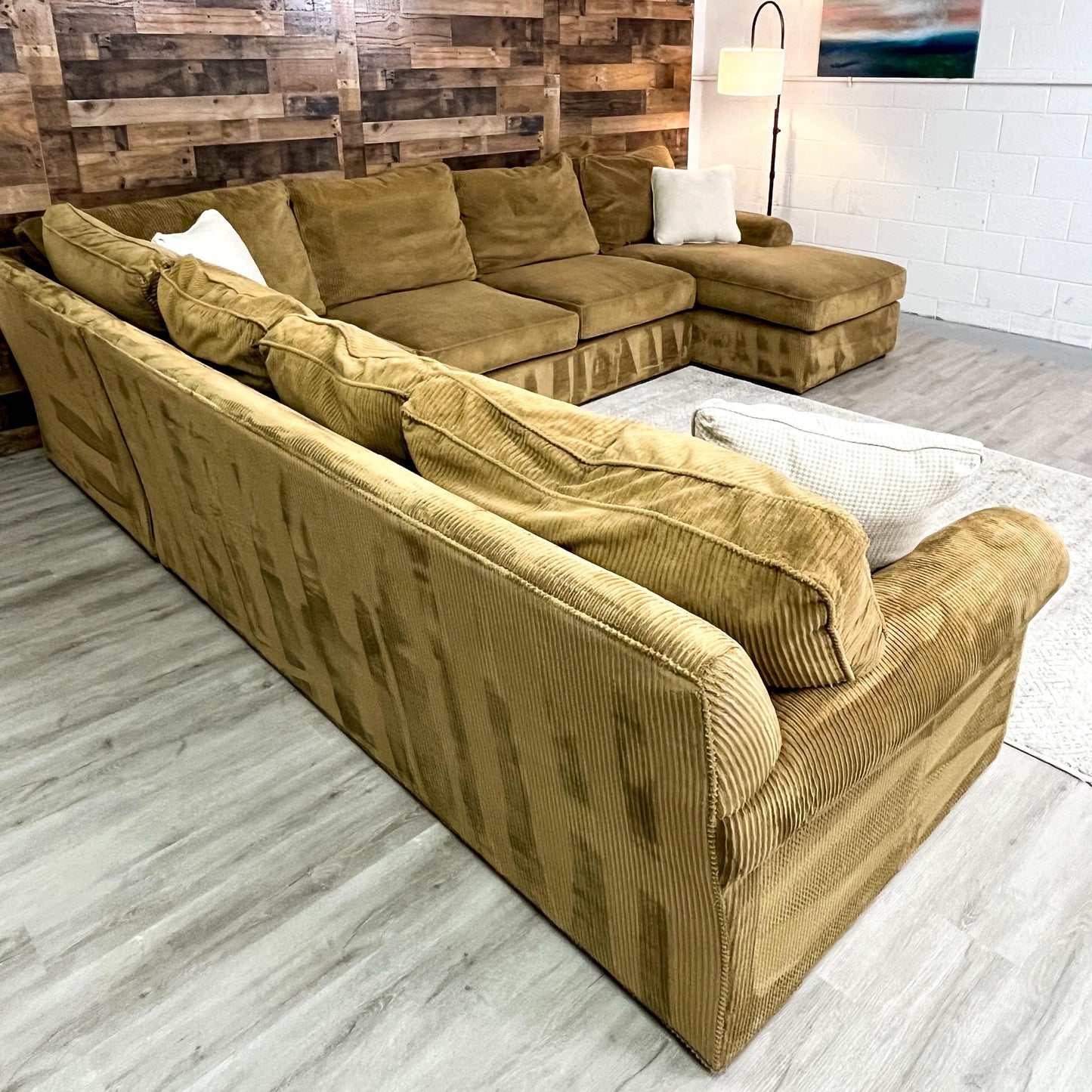 Boston Interiors 4pc Sectional w/Chaise - Pull Up A Couch