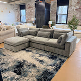 Serenity Cloud Sectional w/Storage Ottoman (5pc)