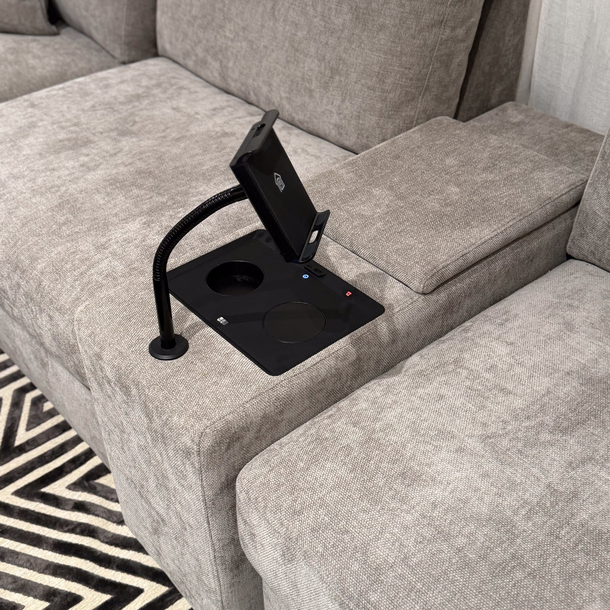 LoungeCraft Corner Sectional (5pc)