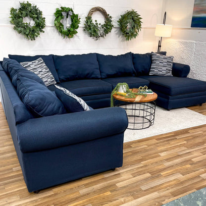 Bob's Furniture Nova 4pc Sectional with Chaise (6 months old) - Pull Up A Couch