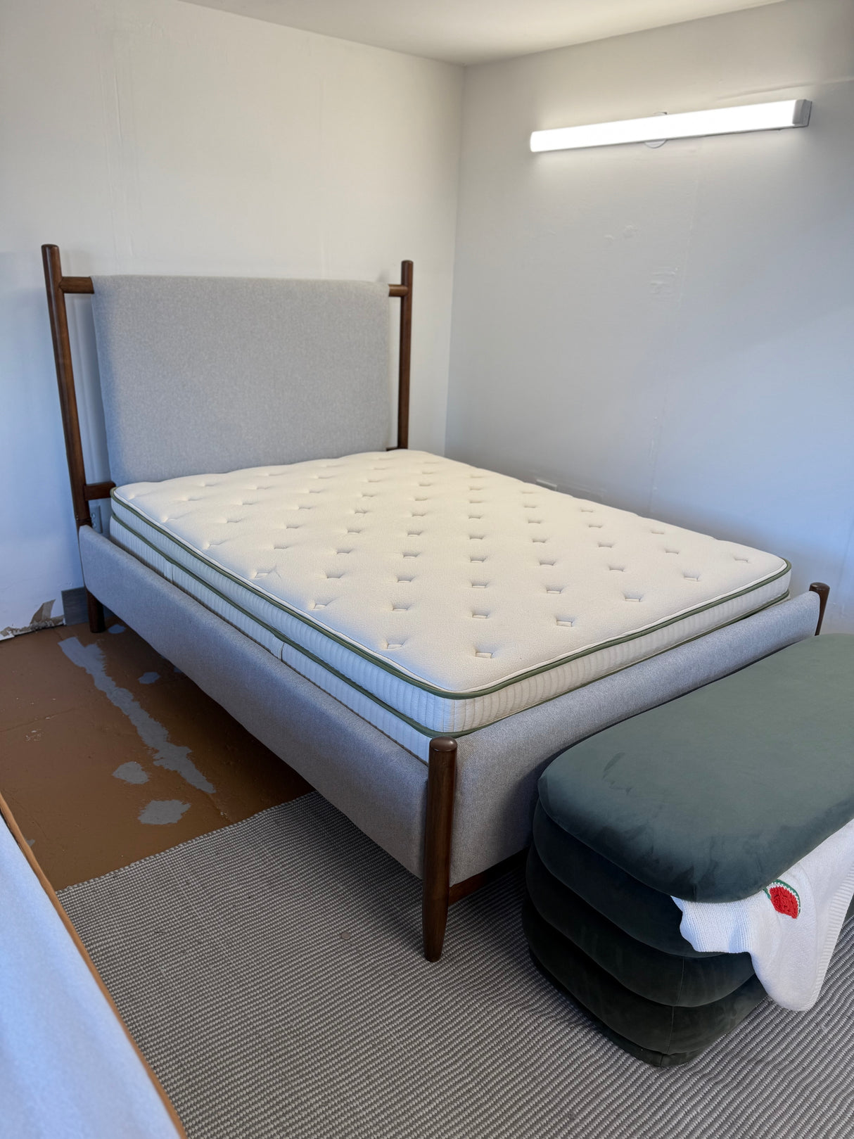 Organic Latex ET 13" Mattress w/Performance (New)