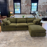 Serenity Cloud Sectional w/Storage Ottoman (4pc)