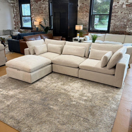 Serenity Cloud Sectional w/Storage Ottoman (4pc)