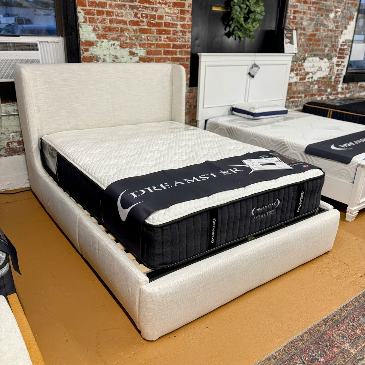 Castlery - Dalton Storage Bed - Beach Linen (Queen)