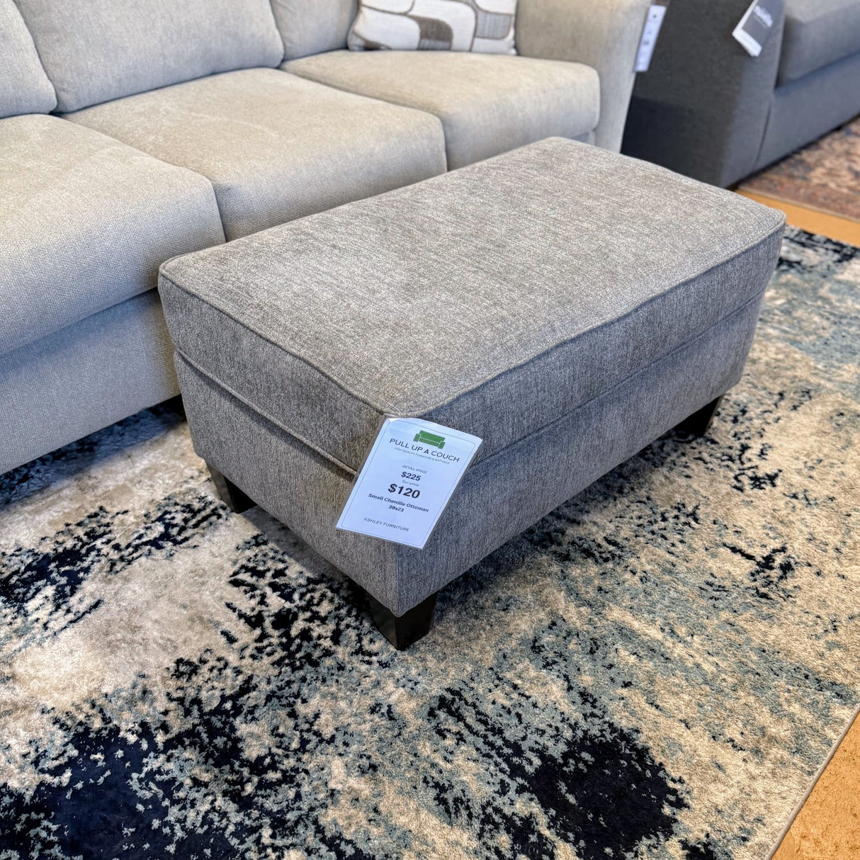 Mathonia 40" Ottoman (CLEARANCE) - Pull Up A Couch