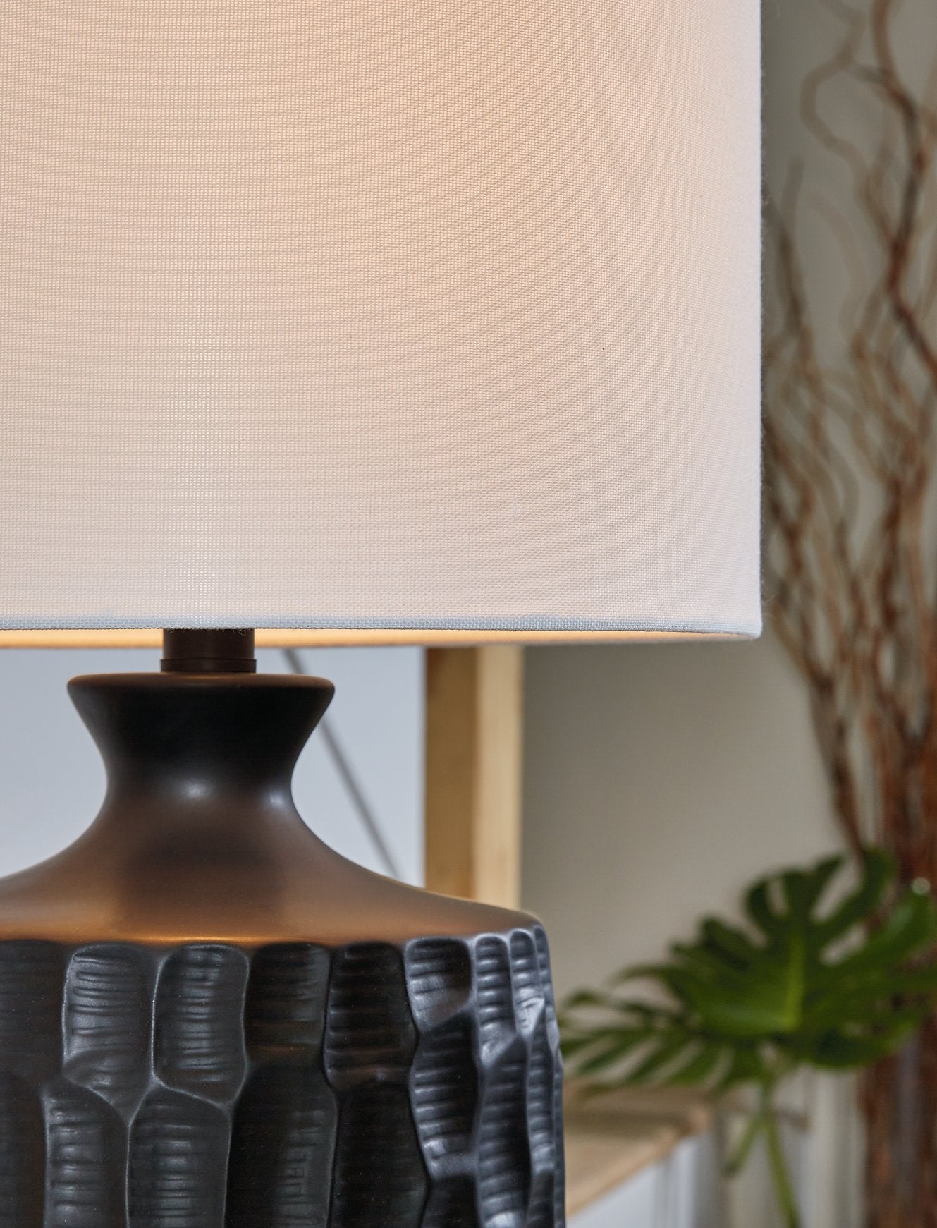 Ellisley Table Lamp - Pull Up A Couch