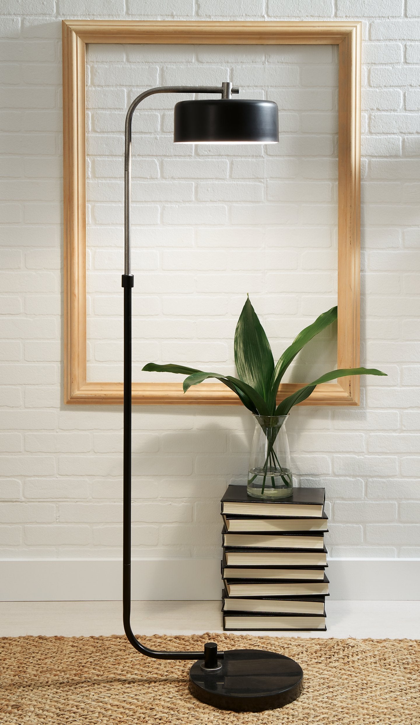 Eliridge Floor Lamp - Pull Up A Couch