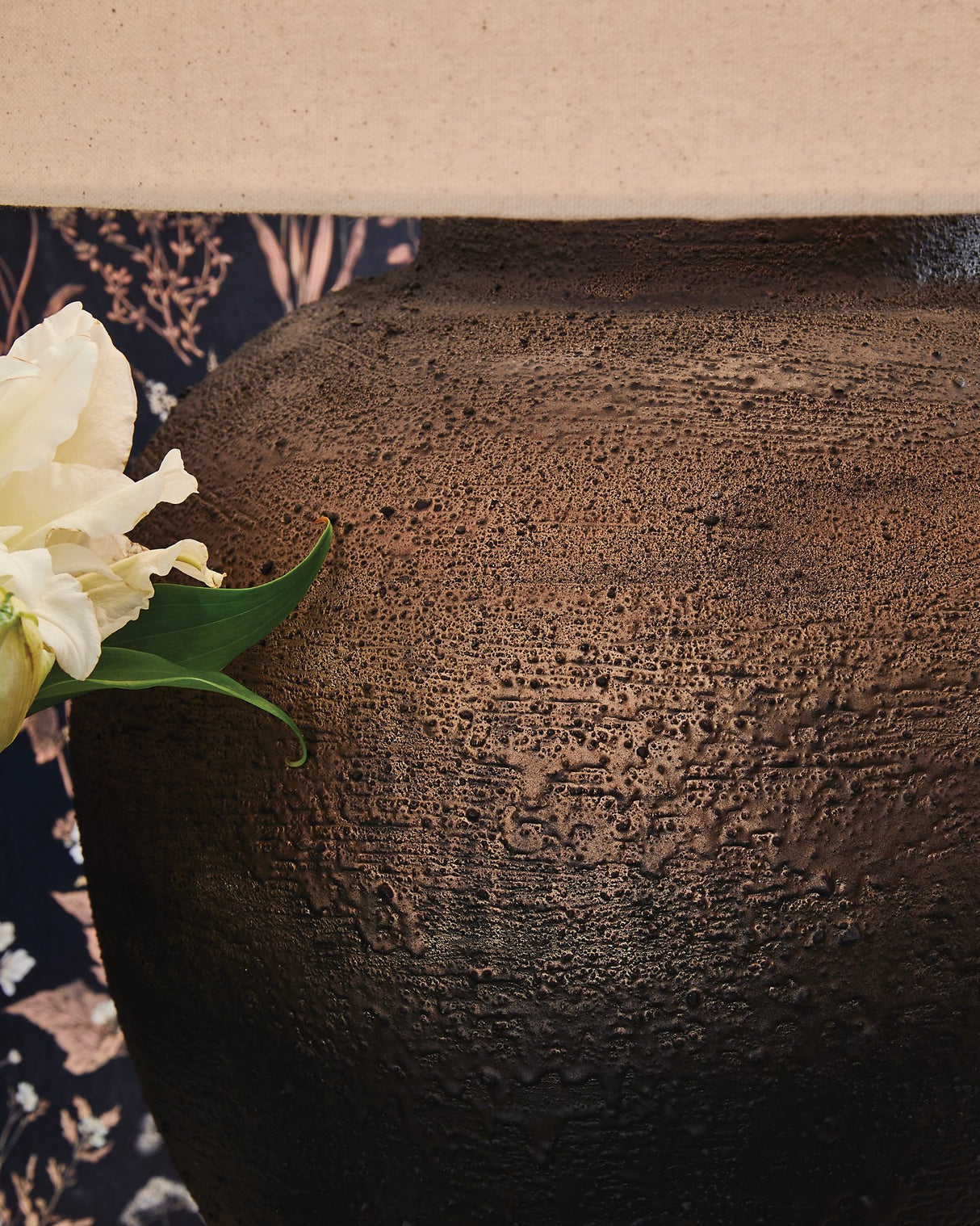 Newgerhard Table Lamp