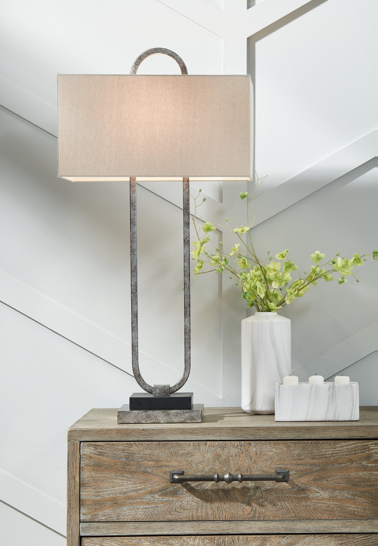 Bennish Table Lamp - Pull Up A Couch