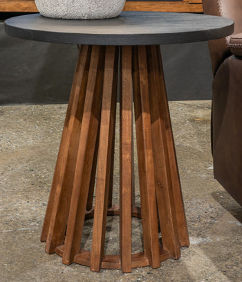 Ashley Furniture Kallari Chairside End Table - Thumbnail 4