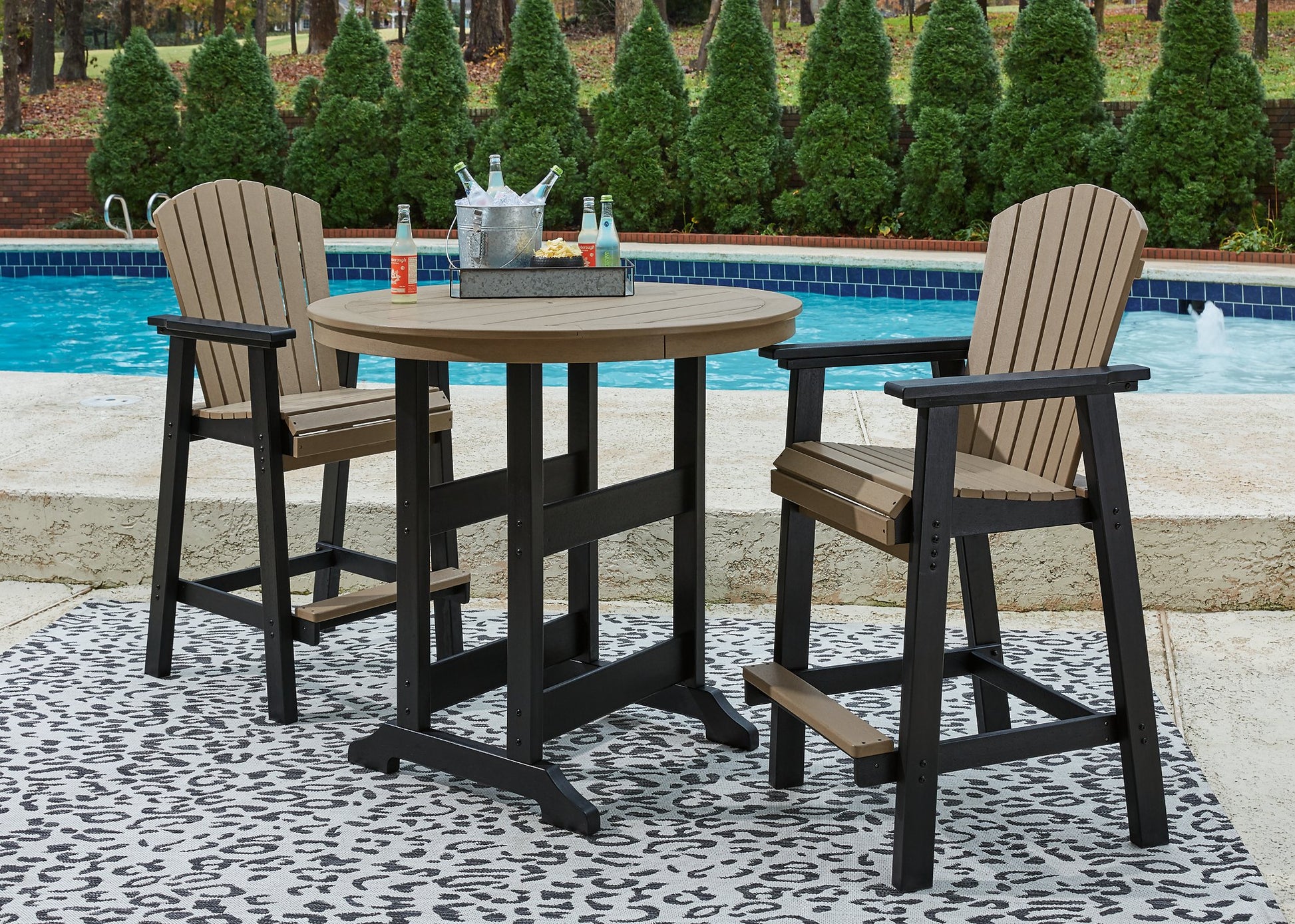 Fairen Trail Outdoor Dining Set - Pull Up A Couch