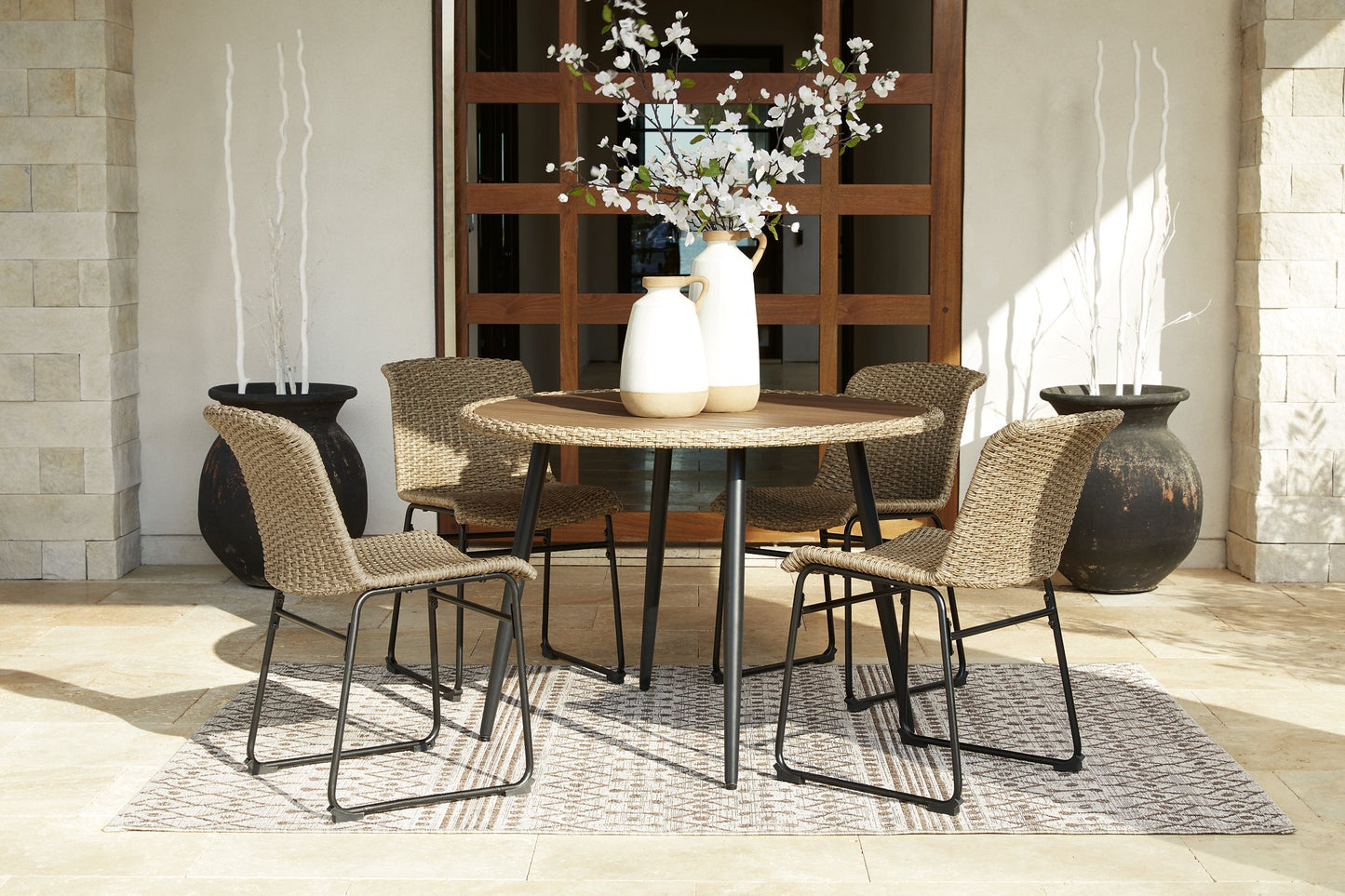 Amaris Outdoor Dining Set - Pull Up A Couch