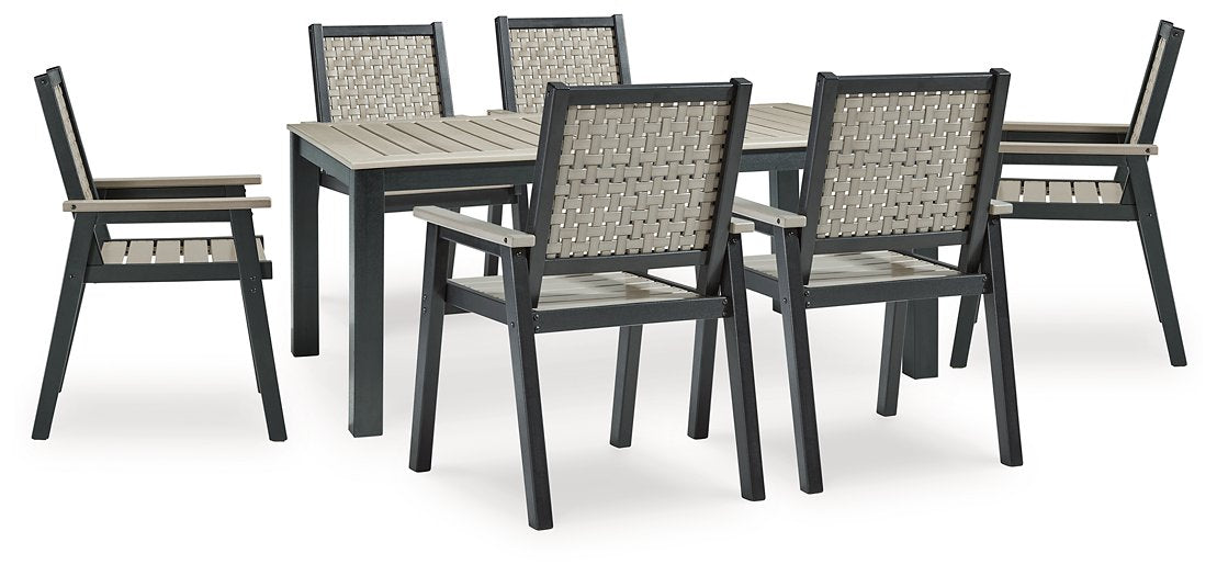 Mount Valley Outdoor Dining Set - Pull Up A Couch