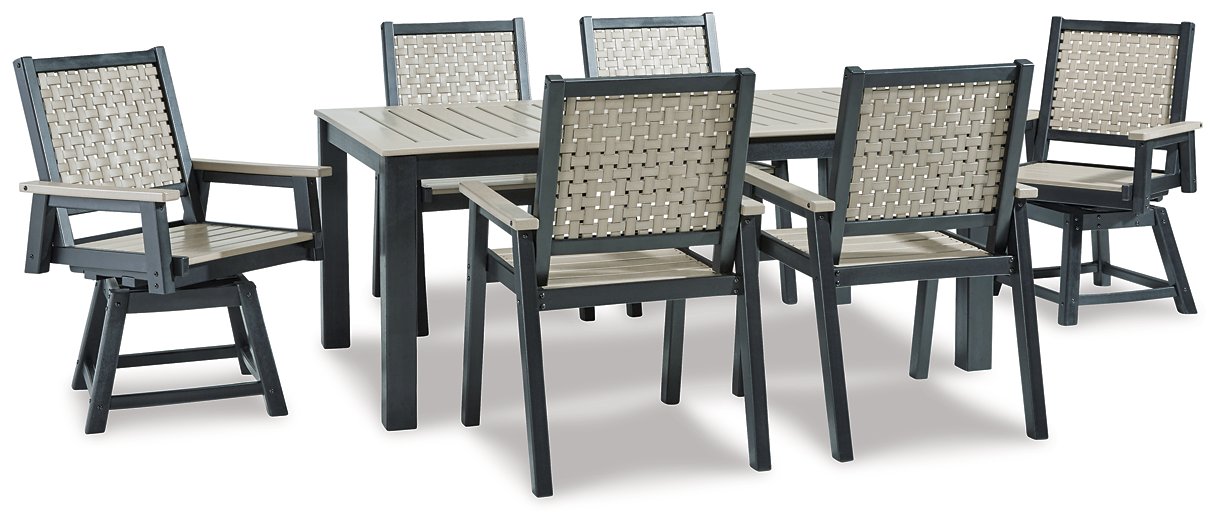 Mount Valley Outdoor Dining Set - Pull Up A Couch