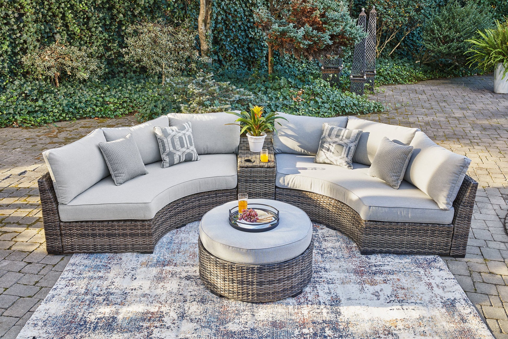 Harbor Court Outdoor Sectional - Pull Up A Couch