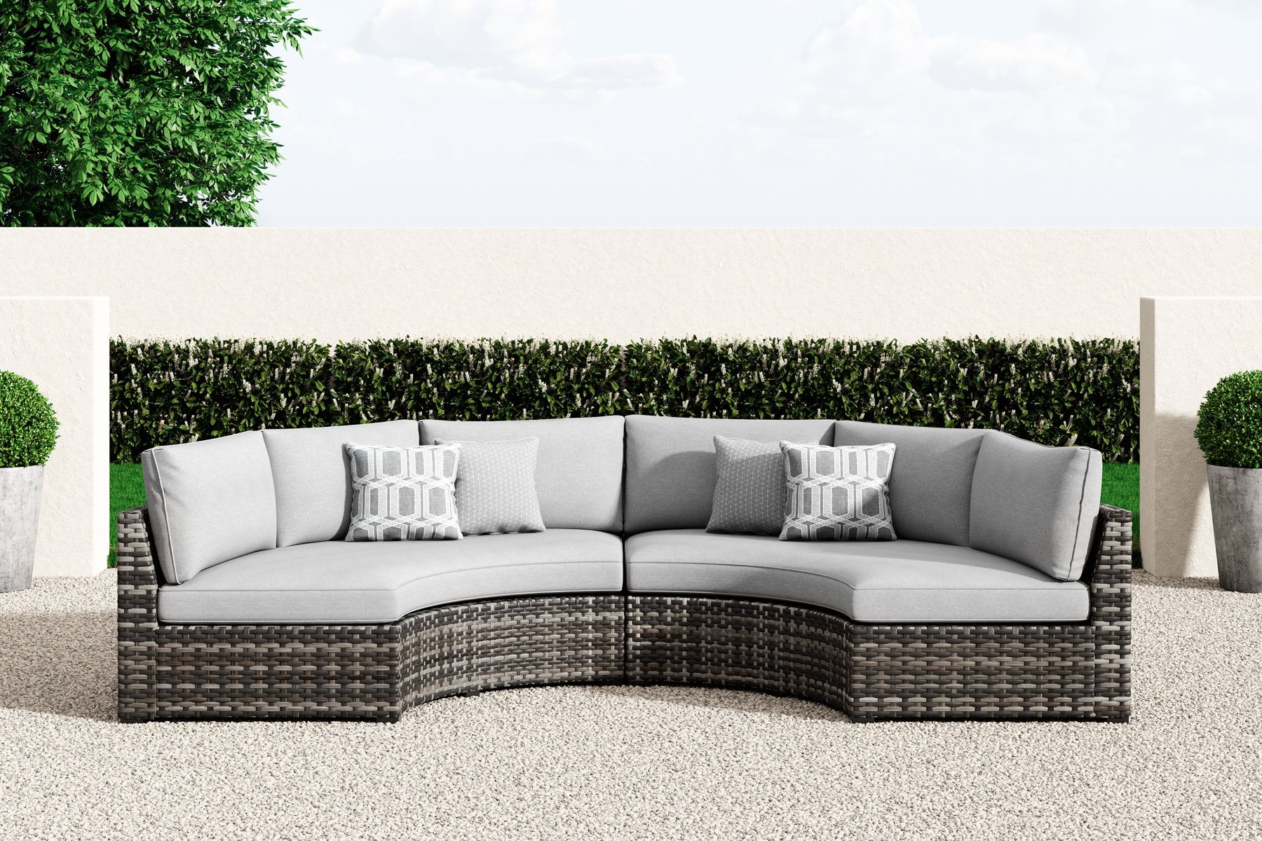 Harbor Court Outdoor Seating Set - Pull Up A Couch