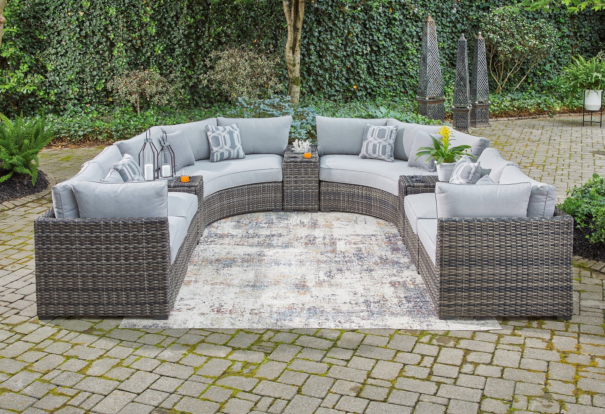 Harbor Court Outdoor Sectional - Pull Up A Couch