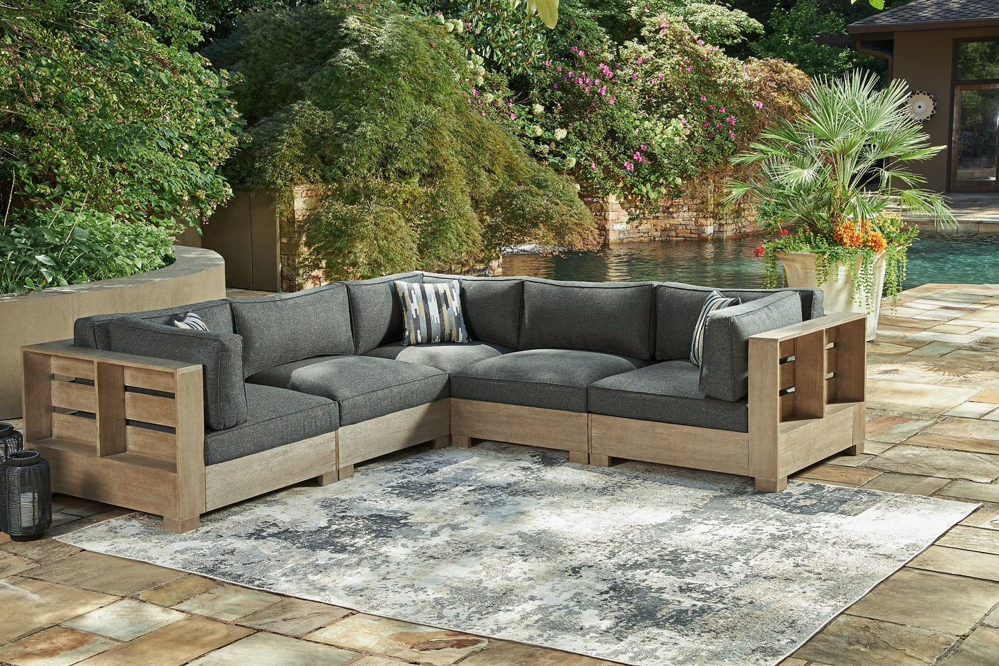 Citrine Park Outdoor Set - Pull Up A Couch